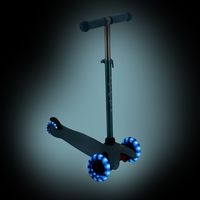 Трехколесный самокат RGX Toy LED (голубой)