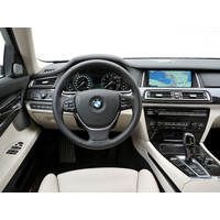 Легковой BMW 760i Sedan 6.0t 8AT (2012)
