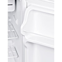 Однокамерный холодильник Hyundai CO1002 (белый)