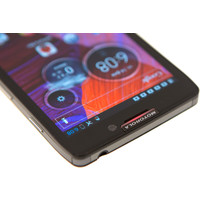 Смартфон Motorola RAZR Maxx HD