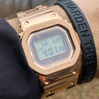 Наручные часы Casio G-Shock GMW-B5000GD-4E