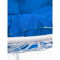 Подвесное кресло M-Group Для двоих 11450110 (белый ротанг/синяя подушка) в Орше