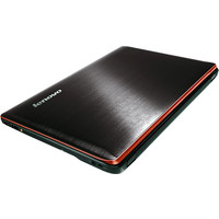 Игровой ноутбук Lenovo IdeaPad Y570