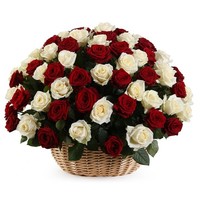 Цветы, букеты LaRose Букет из 101 белой и красной розы в корзине