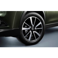 Легковой Nissan X-Trail LE urban SUV 2.5i CVT 4WD (2014)