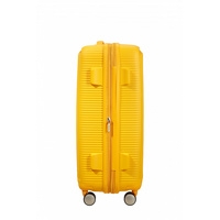 Чемодан-спиннер American Tourister SoundBox Golden Yellow 67 см