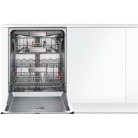 Встраиваемая посудомоечная машина Bosch SMV66TX06R