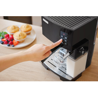 Рожковая кофеварка Sencor SES 4050SS (черный)