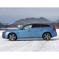 Легковой Volvo V60 Momentum Wagon 1.6t (180) 6AT (2013)