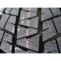 Зимние шины Bridgestone Blizzak DM-V1 195/80R15 96R