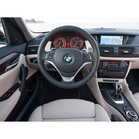Легковой BMW X1 xDrive 20i SUV 2.0t 6MT (2012)
