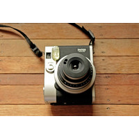 Фотоаппарат Fujifilm instax mini 90 NEO CLASSIC