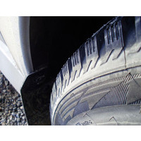 Зимние шины Bridgestone Noranza 2 EVO 215/60R16 98T