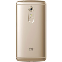 Смартфон ZTE Axon 7 Ion Gold