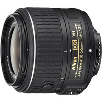 Объектив Nikon AF-S DX NIKKOR 18–55mm f3.5–5.6G VR II