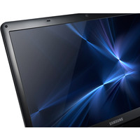 Ноутбук Samsung 355E5