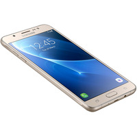 Смартфон Samsung Galaxy J7 (2016) Gold [J7108]