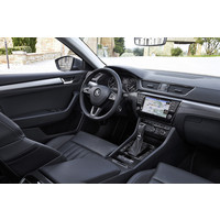 Легковой Skoda Superb Style Hatchback 2.0t (280) 6AT 4WD (2015)