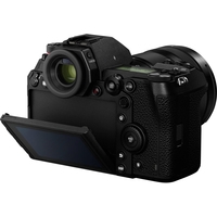 Беззеркальный фотоаппарат Panasonic Lumix DC-S1M Kit 24-105mm