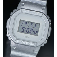 Наручные часы Casio DW-5600SG-7