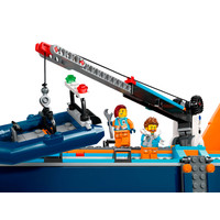 Конструктор LEGO City 60368 Корабль Исследователь Арктики