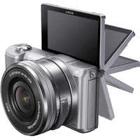Беззеркальный фотоаппарат Sony Alpha a5000 Kit 16-50mm (серебристый)