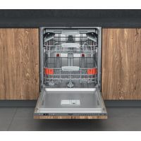 Встраиваемая посудомоечная машина Hotpoint-Ariston HIC 3O33 WLEG