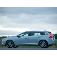 Легковой Volvo V60 Momentum Wagon 1.6t (180) 6AT (2013)
