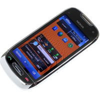 Смартфон Nokia C7-00