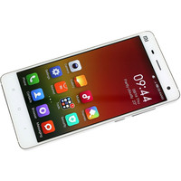 Смартфон Xiaomi Mi 4 16GB White