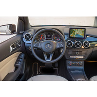 Легковой Mercedes-Benz B 160 CDI Minivan 1.5td (90) 6MT (2014)