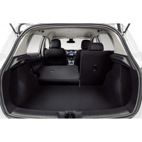 Легковой Nissan Tiida Elegance Hatchback 1.6i 5MT (2012)