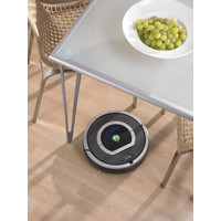 Робот-пылесос iRobot Roomba 780