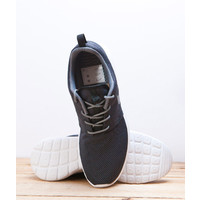 Кроссовки Nike Roshe Run чёрный (511881-011)