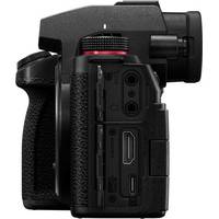 Беззеркальный фотоаппарат Panasonic Lumix S5 II Body