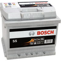Автомобильный аккумулятор Bosch S5 004 (561400060) 61 А/ч