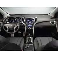 Легковой Hyundai i30 Classic Hatchback 1.6i 6AT (2012)