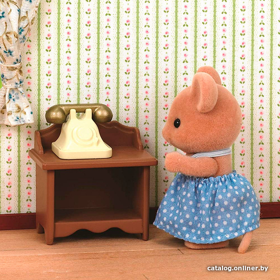 Sylvanian families телефонный столик