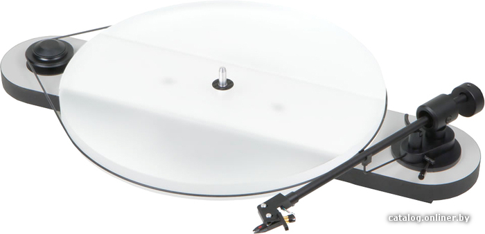 Pro-Ject Elemental (белый/черный) виниловый проигрыватель купить в Минске