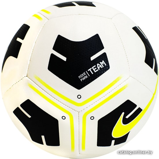 

Футбольный мяч Nike Park Team CU8033-101 (5 размер, белый/черный)