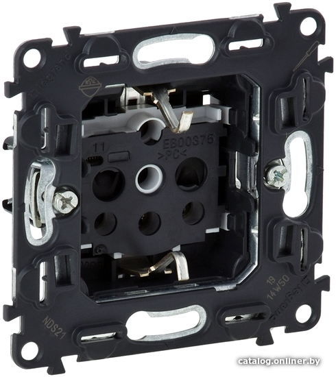 

Розетка Legrand Valena In Matic 753029