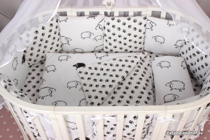 

Бампер в кроватку Amarobaby Home Elite (12 подушек, белый/черный)