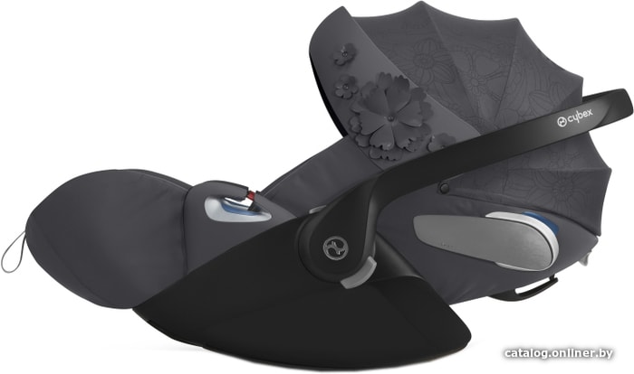 

Детское автокресло Cybex Cloud Z i-Size (simply flowers dream grey)