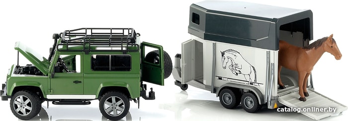 

Легковой автомобиль Bruder Land Rover Defender with horse trailer 02592
