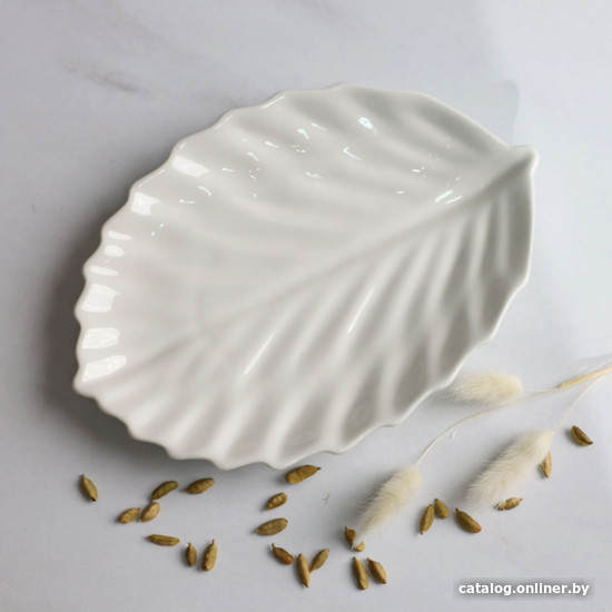 

Блюдо AksHome Plate 25x18x3 (белый)