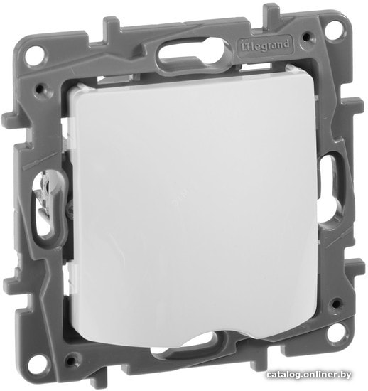 

Вывод кабеля Legrand Etika 6 722 29